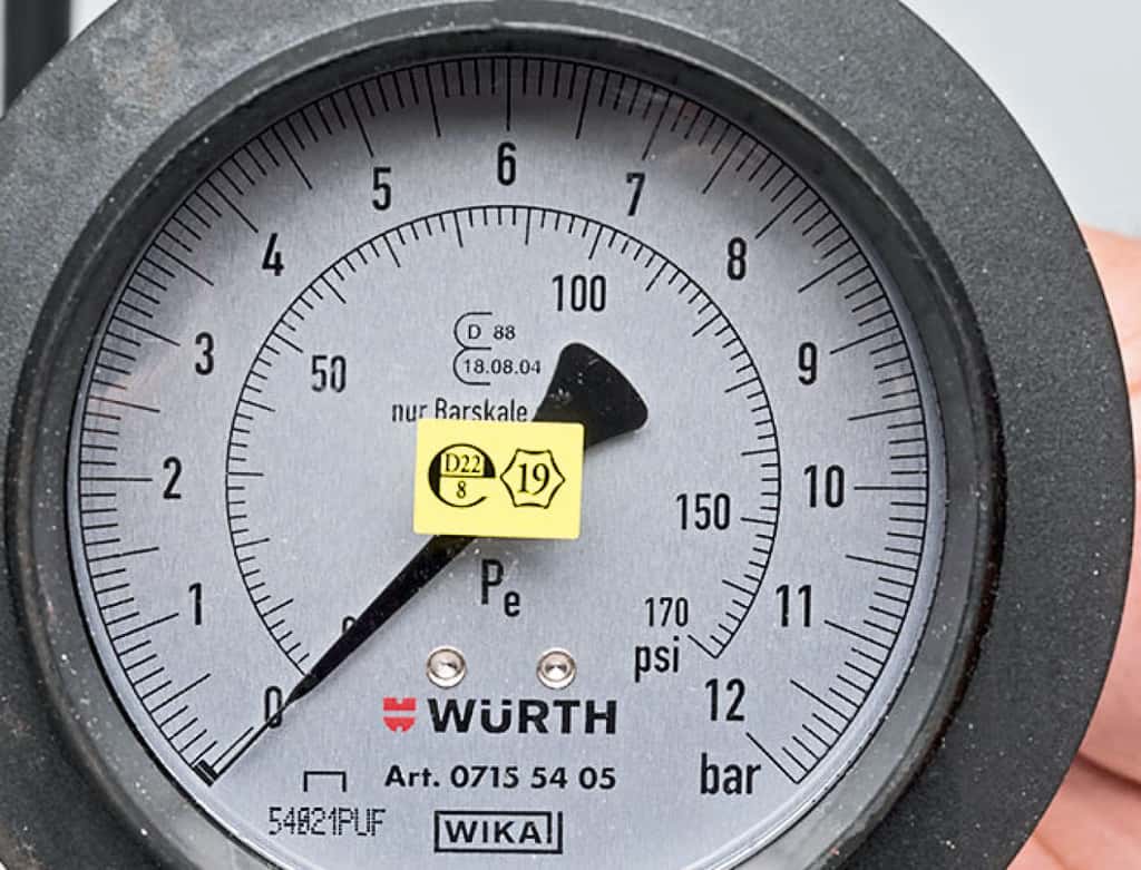 HAZET 9041-1 Reifenfüll-Messgerät Reifenfüller mit WIKA-Manometer 