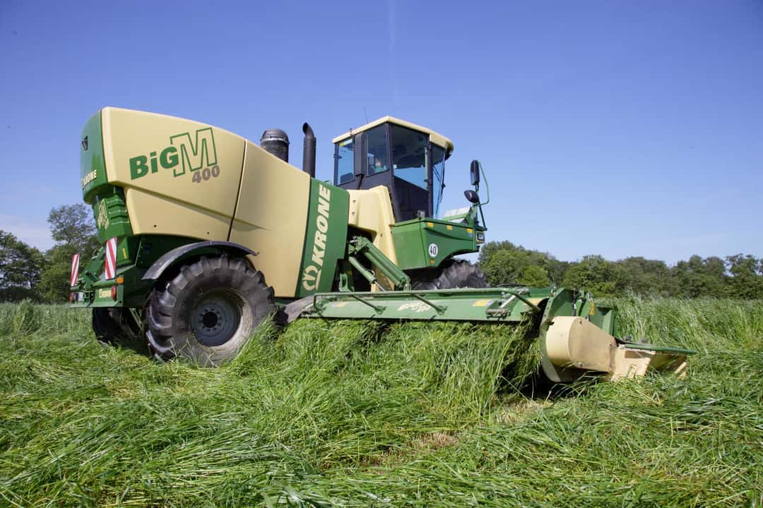 Big M Kronebigshinysigninhiresstockphotographyandimagesalamy